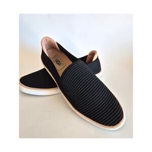 Ugg Sammy Loafer Comfort Shoe Slip On Black Tan Flat Sneaker Size 8 Like New